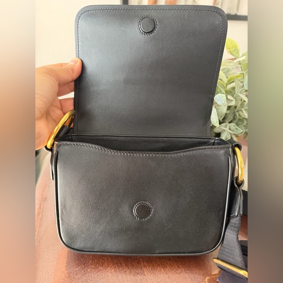 Authentic Prada 1BD302 Pattina in Pelle Vitello Black Leather. - Picture 14 of 16